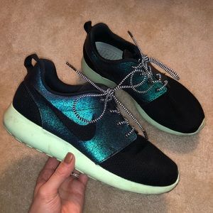 Limited Edition Women’s Roshe One